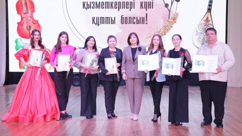21 мамыр Мәдениет және өнер қызметкерлері күніне орай марапат